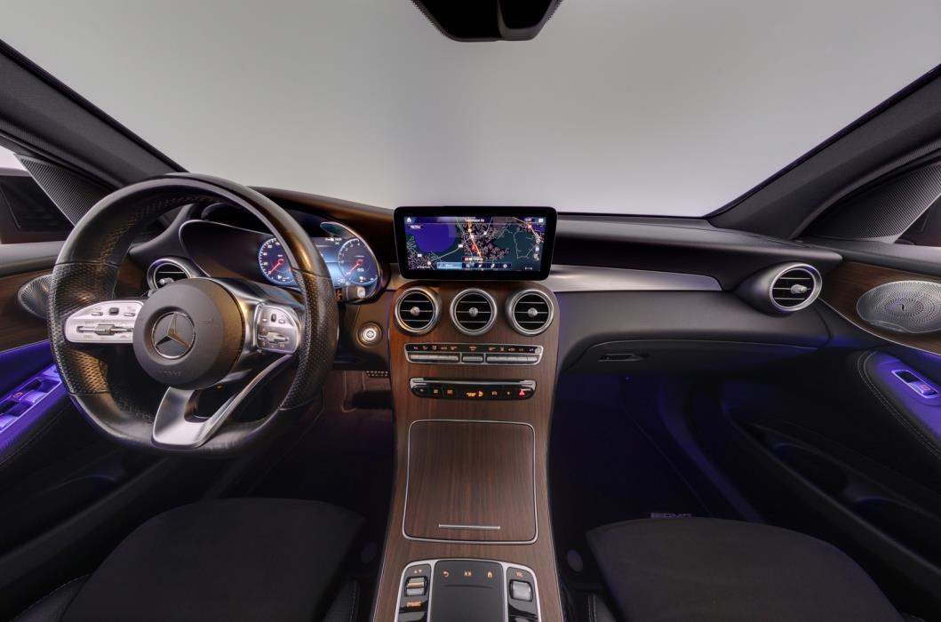 MERCEDES-BENZ GLC 2021