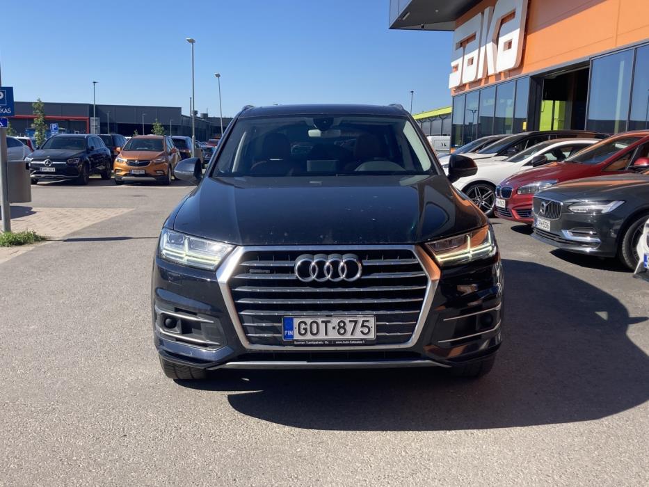 AUDI Q7 2016