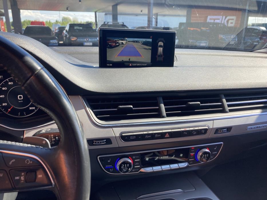 AUDI Q7 2016