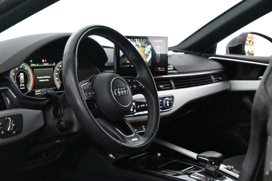 AUDI A5 2022