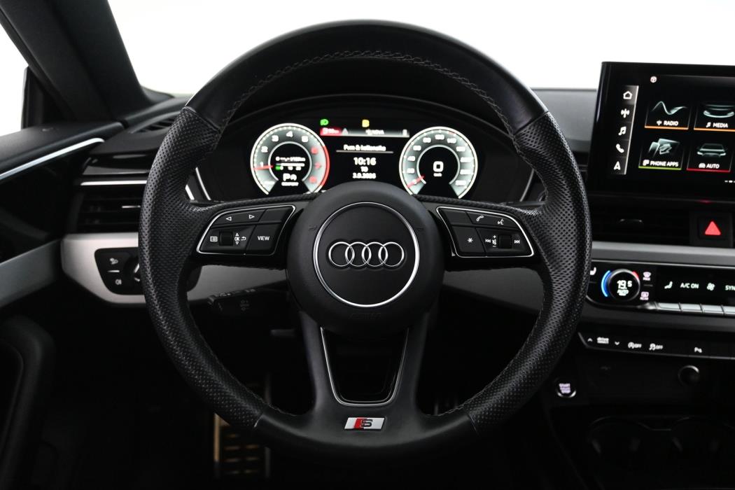 AUDI A5 2022