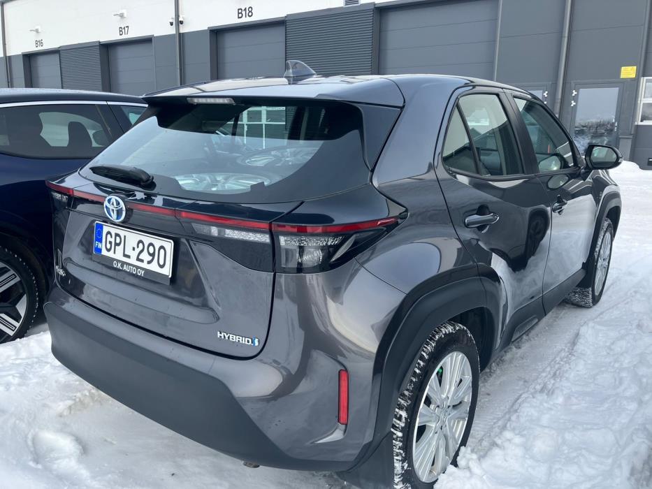 TOYOTA Yaris Cross 2023