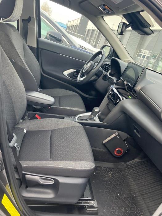 TOYOTA Yaris Cross 2023