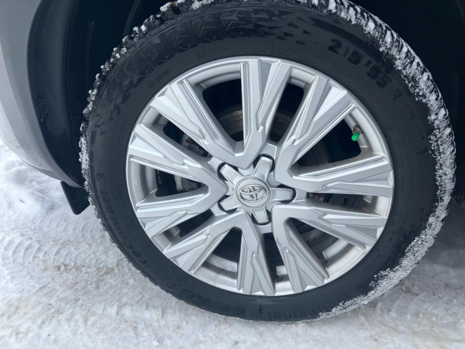 TOYOTA Yaris Cross 2023