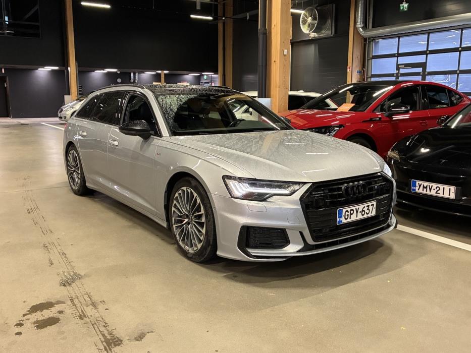 AUDI A6 2021
