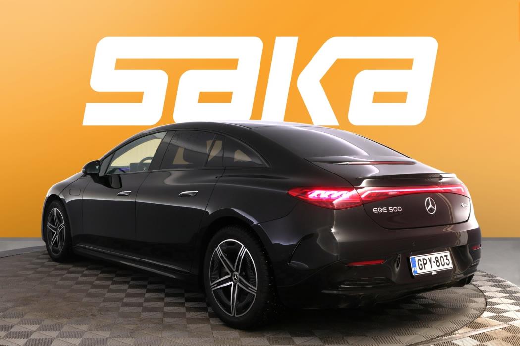 MERCEDES-BENZ EQE 2024