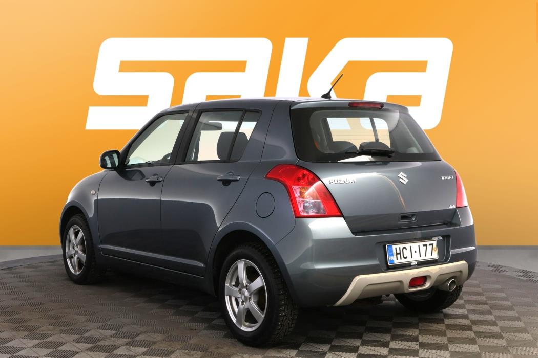 SUZUKI Swift 2011