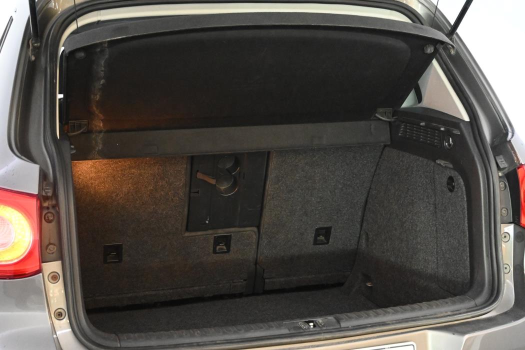 VOLKSWAGEN Tiguan 2009
