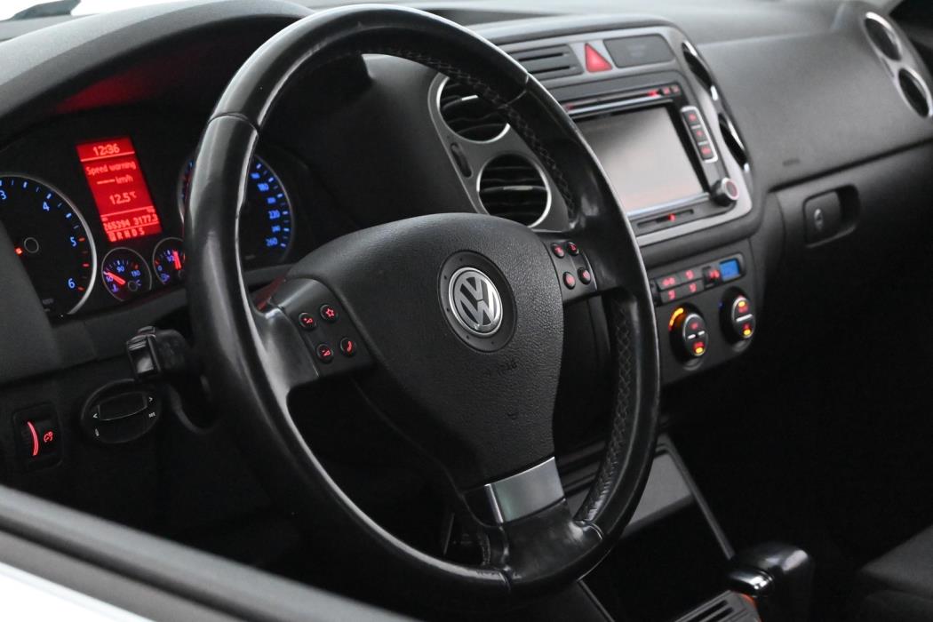 VOLKSWAGEN Tiguan 2009