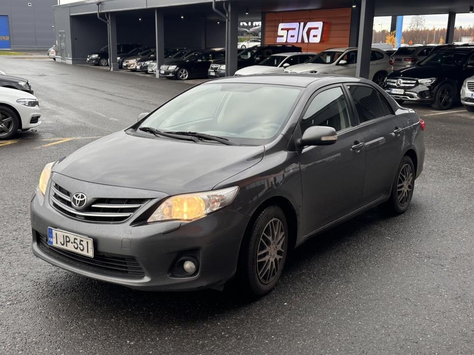 TOYOTA Corolla 2010