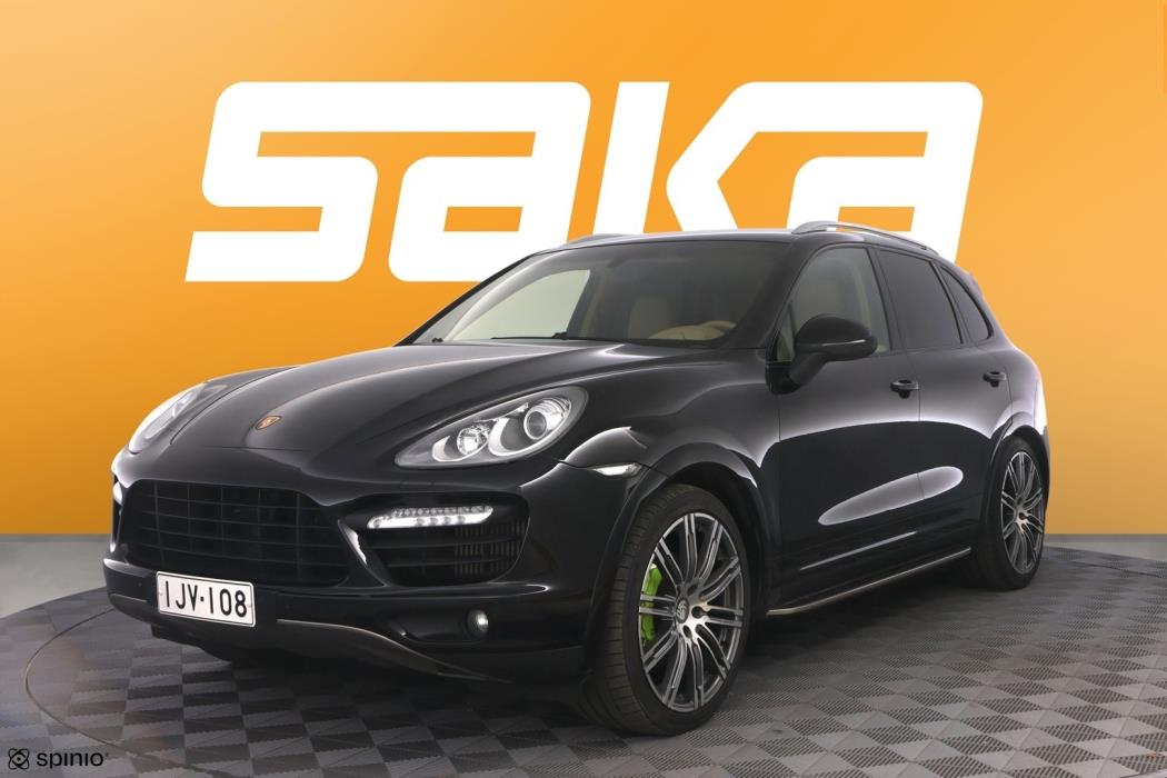 PORSCHE Cayenne 2011