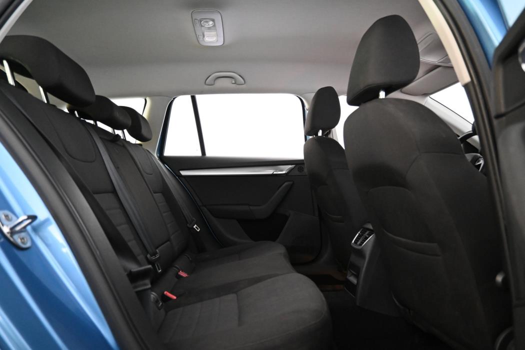 SKODA Octavia 2014