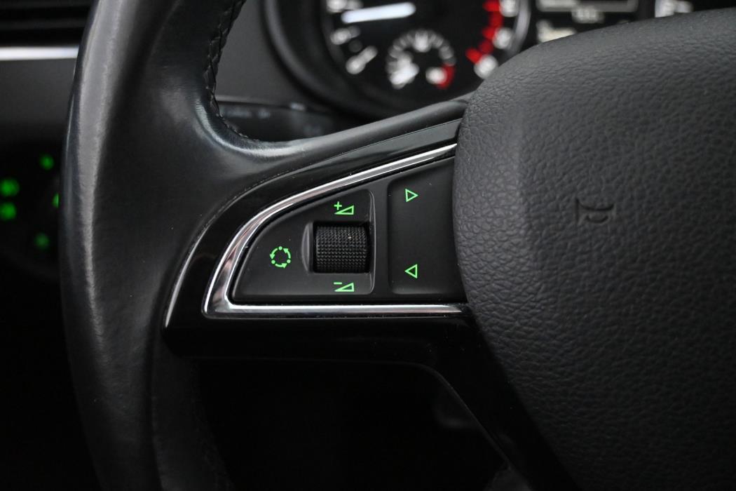 SKODA Octavia 2014
