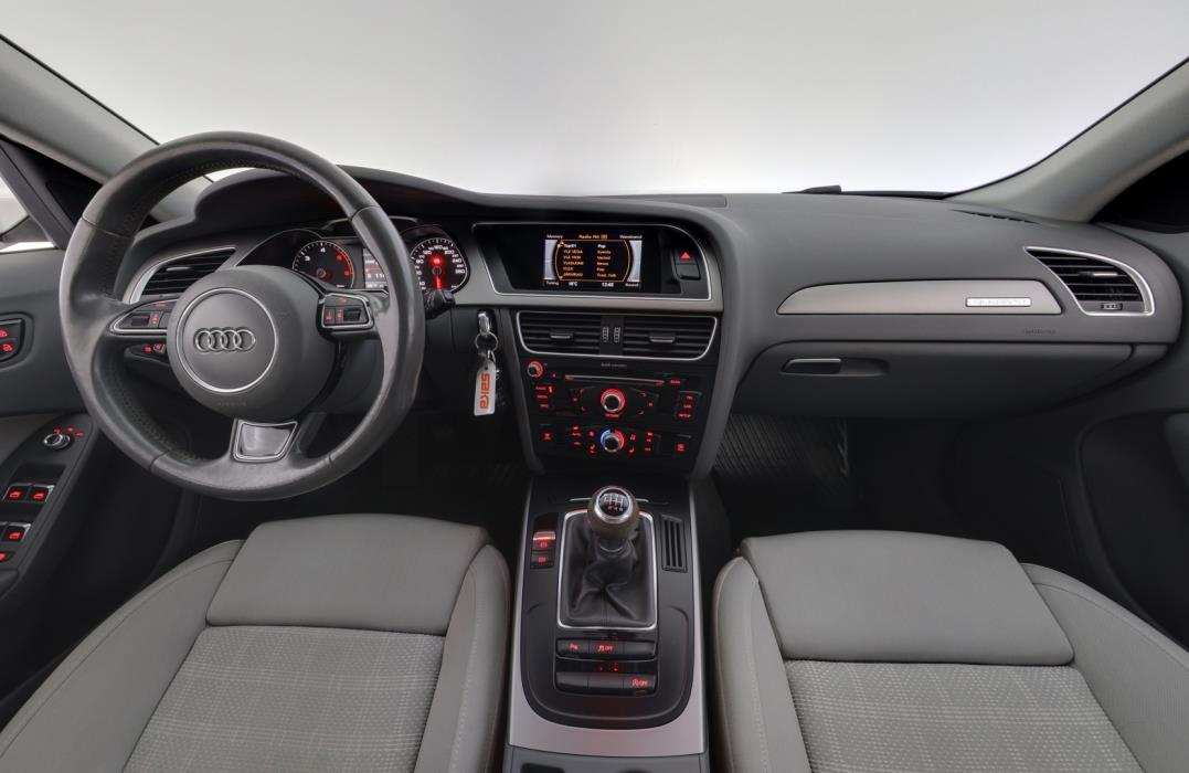 AUDI A4 2014