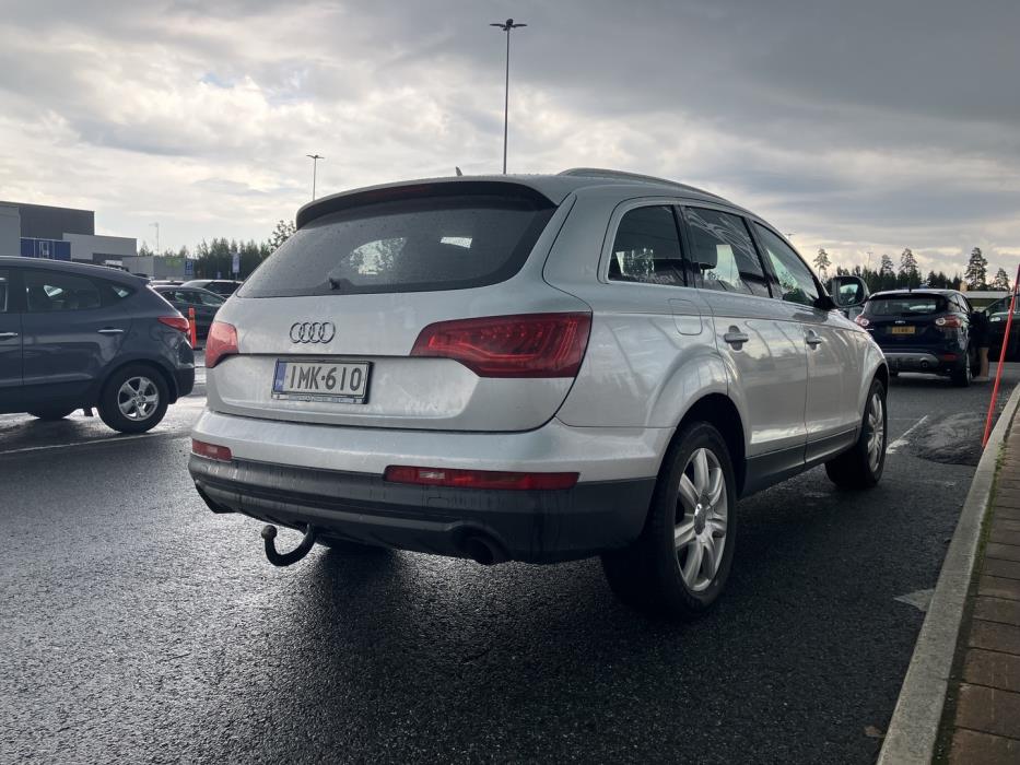 AUDI Q7 2011