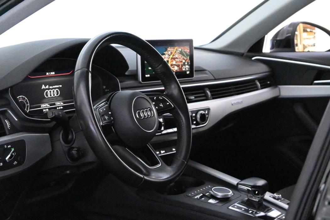 AUDI A4 2016