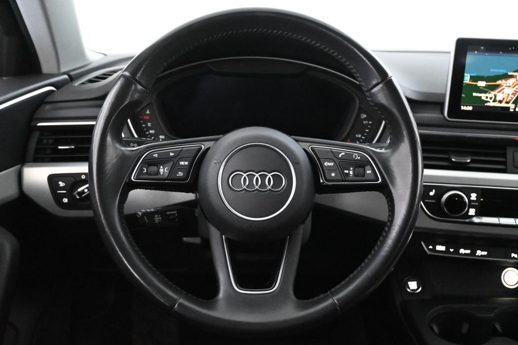 AUDI A4 2016