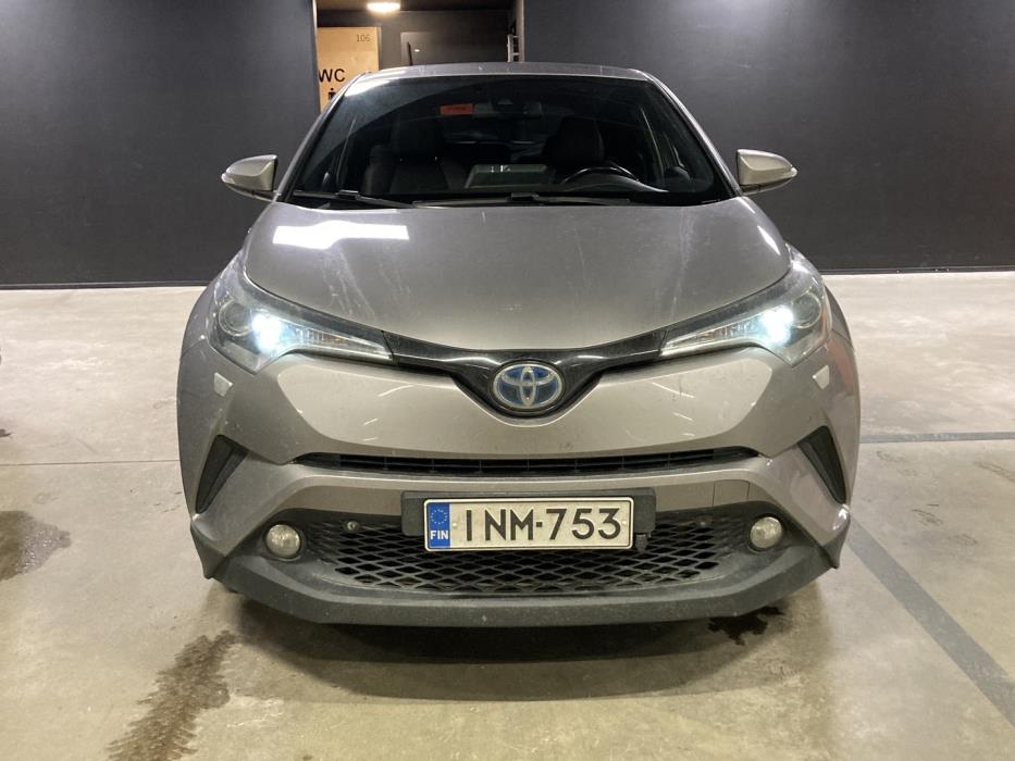 TOYOTA C-HR 2017