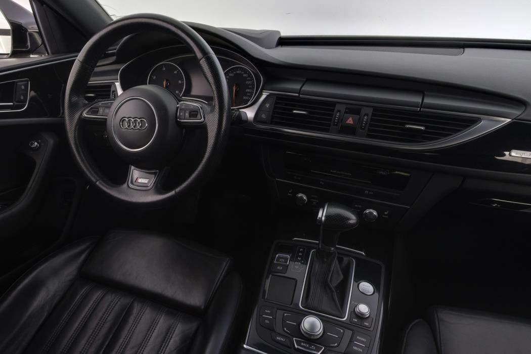 AUDI A6 2012