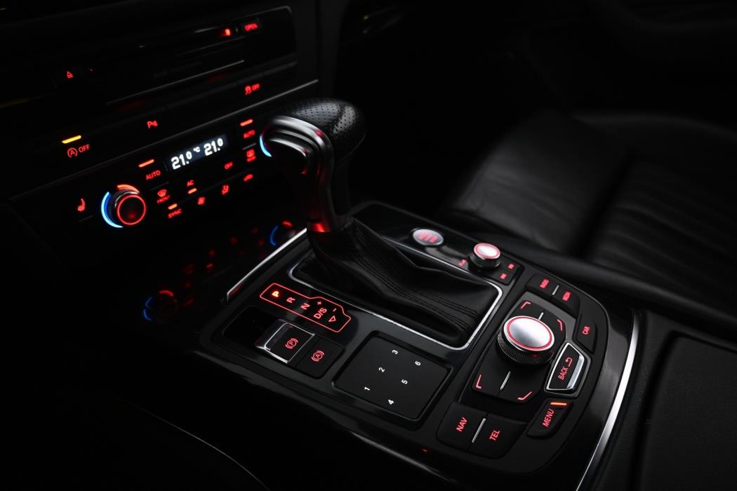 AUDI A6 2012