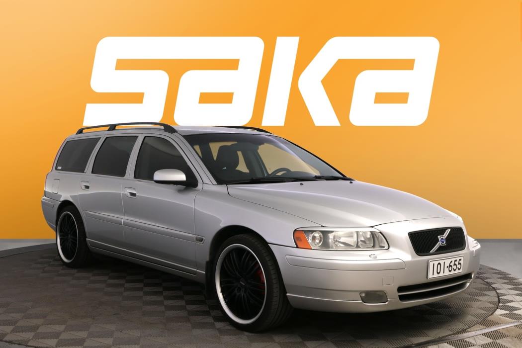 VOLVO V70 2005