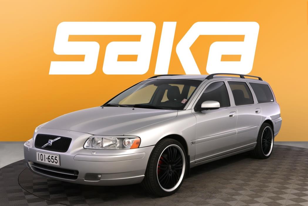 VOLVO V70 2005