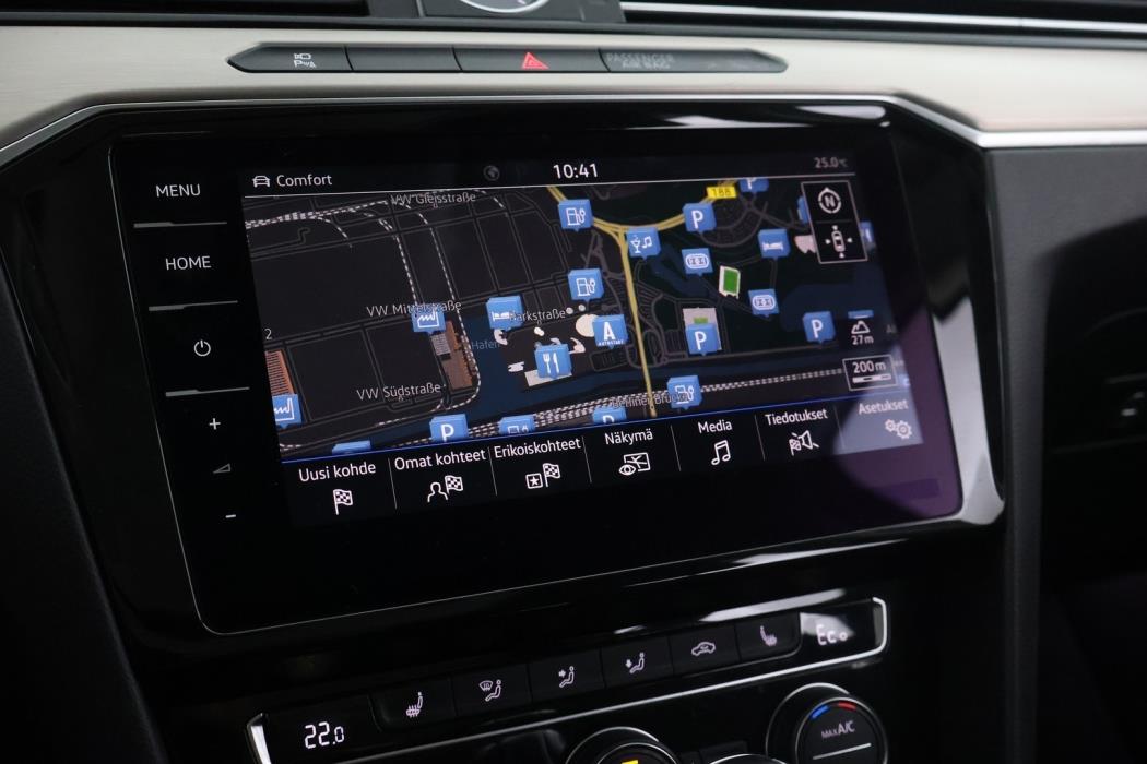 VOLKSWAGEN Passat 2018