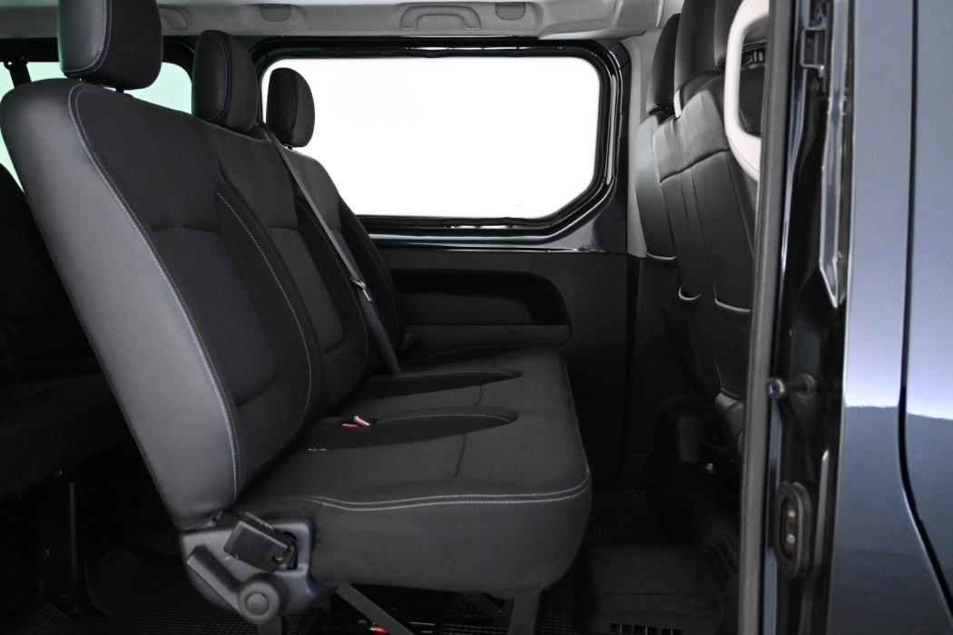RENAULT Trafic Combi 2022