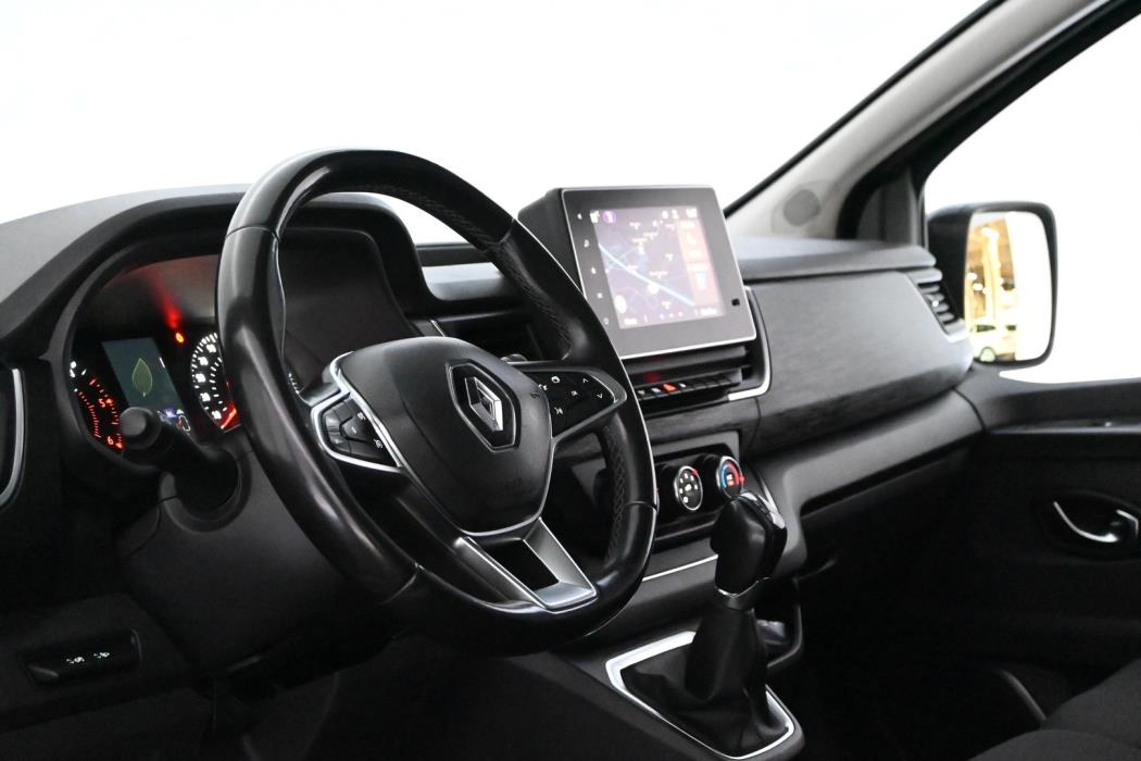 RENAULT Trafic Combi 2022