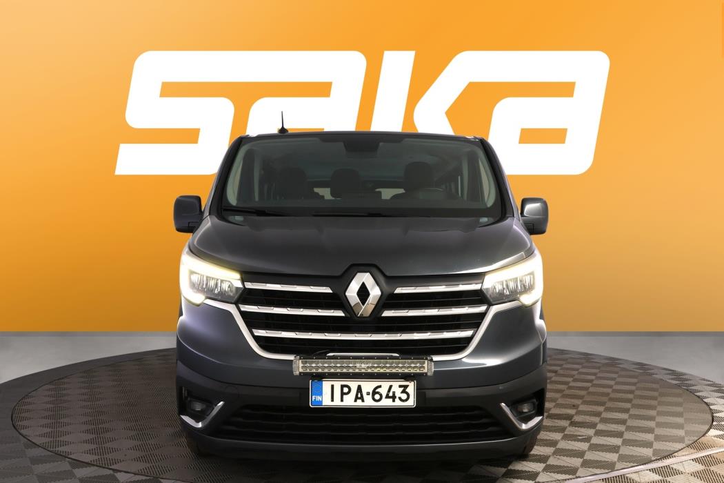 RENAULT Trafic Combi 2022