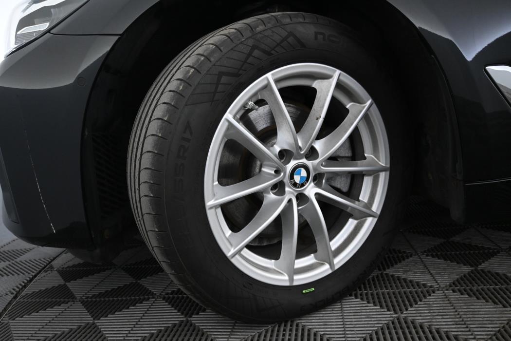 BMW 520 2022