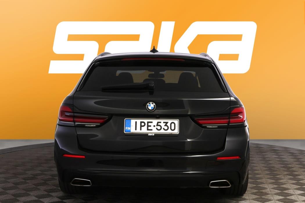BMW 520 2022
