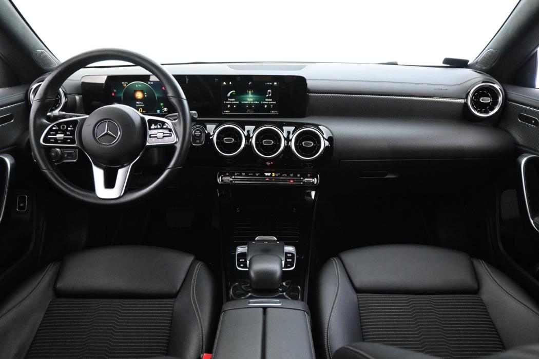 MERCEDES-BENZ CLA 2020