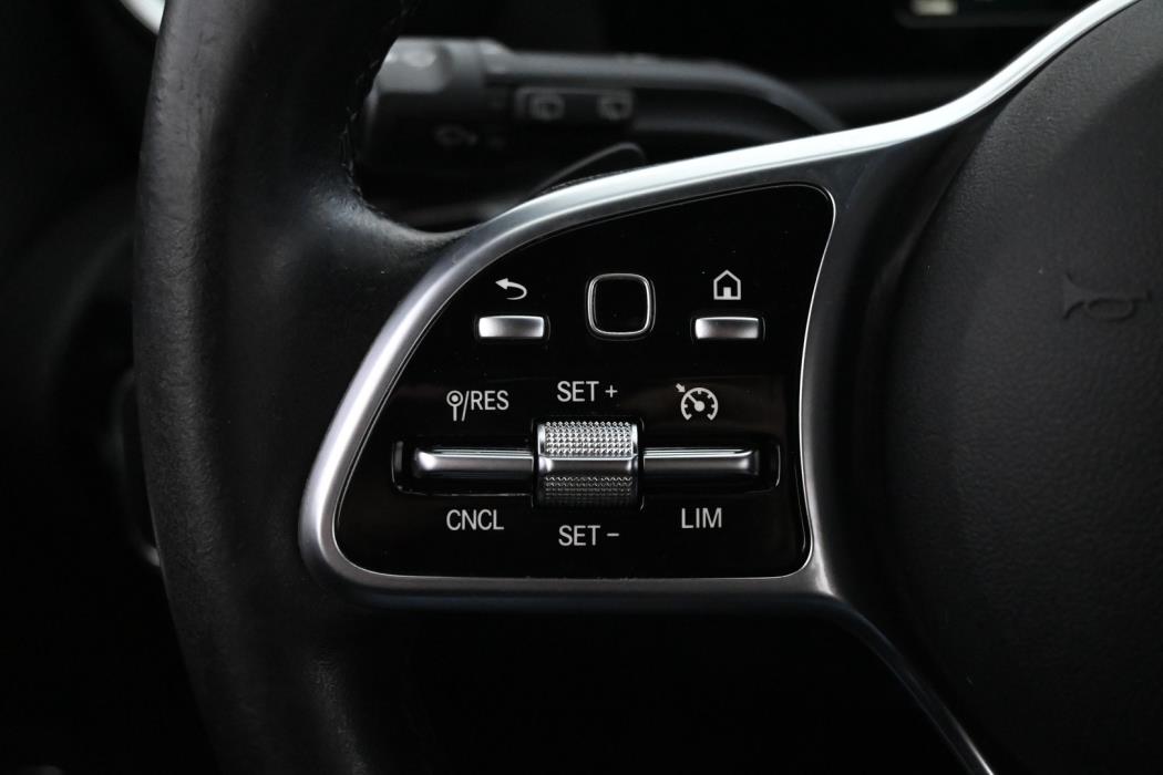 MERCEDES-BENZ CLA 2020