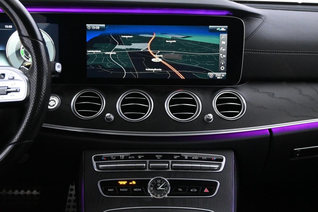 MERCEDES-BENZ E 2019