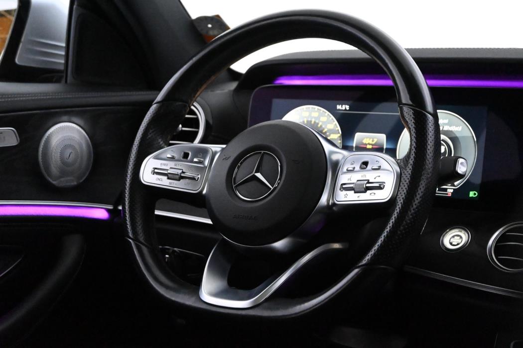 MERCEDES-BENZ E 2019