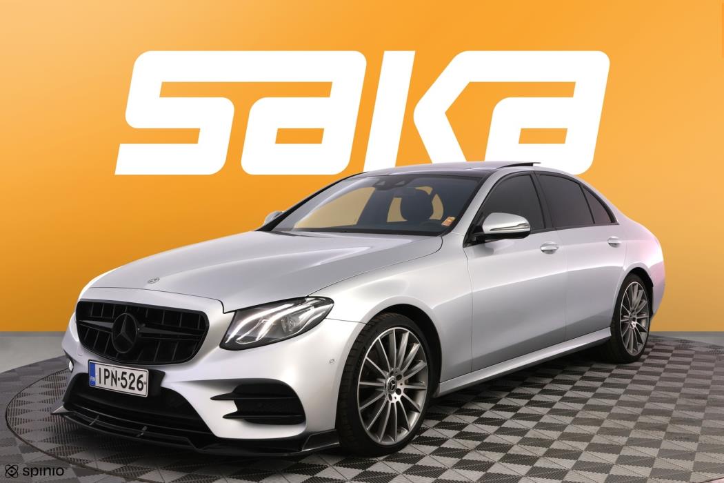 MERCEDES-BENZ E 2019