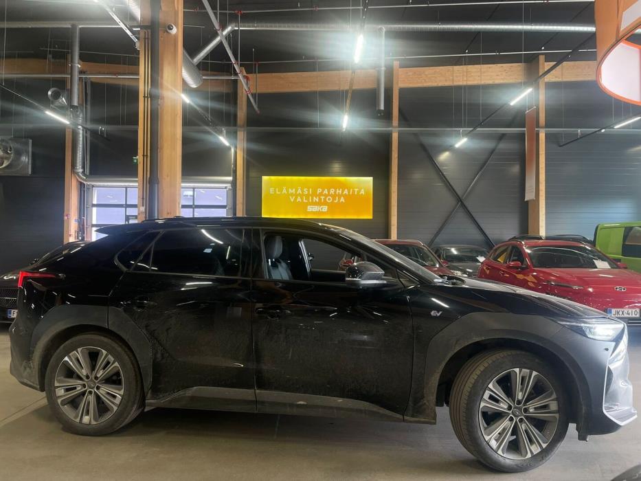 SUBARU Solterra 2022