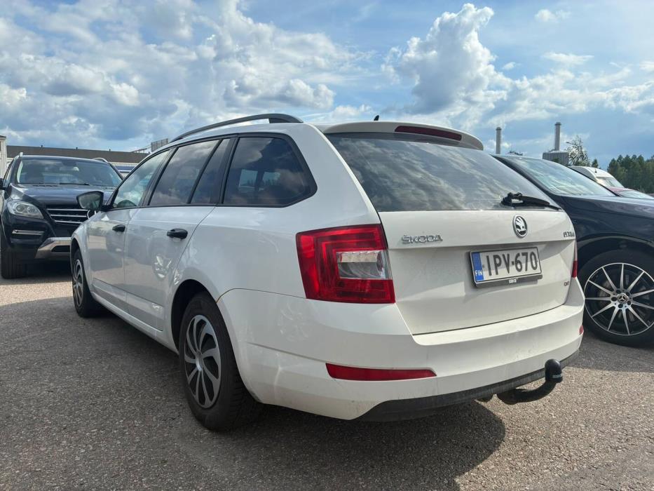SKODA Octavia 2014