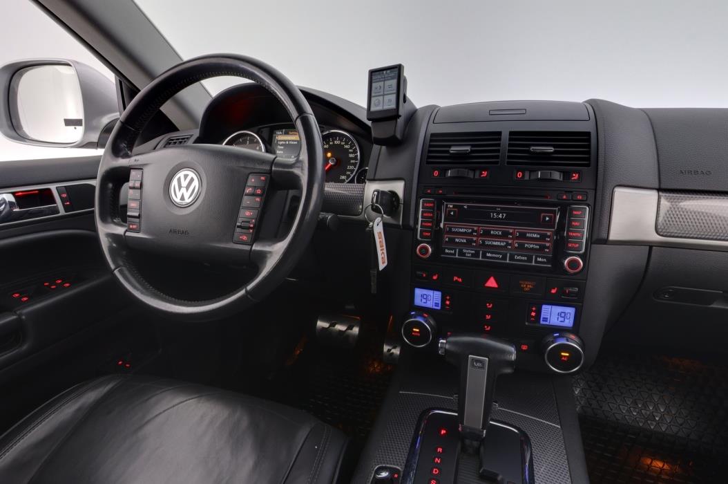 VOLKSWAGEN Touareg 2010