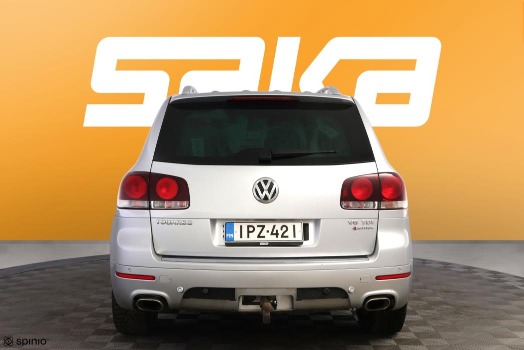 VOLKSWAGEN Touareg 2010