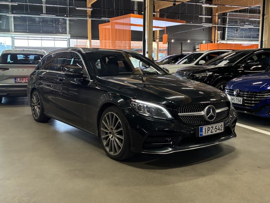 MERCEDES-BENZ C 2019