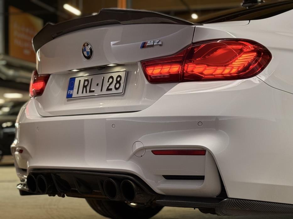 BMW M4 2015