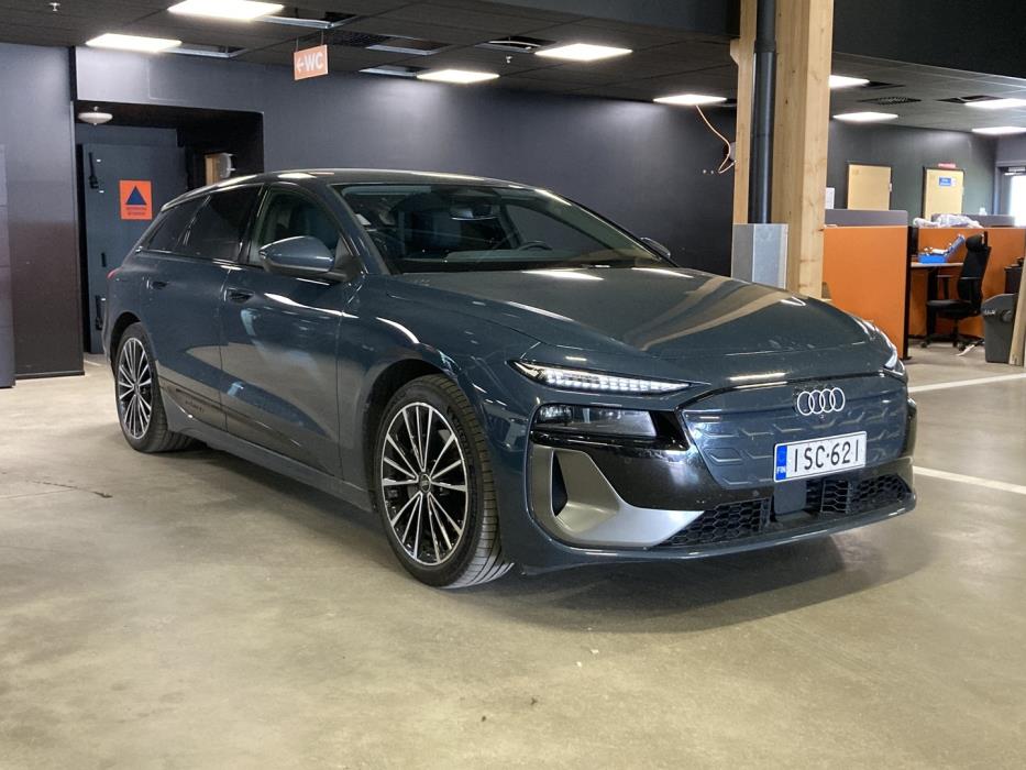 AUDI A6 e-tron 2025