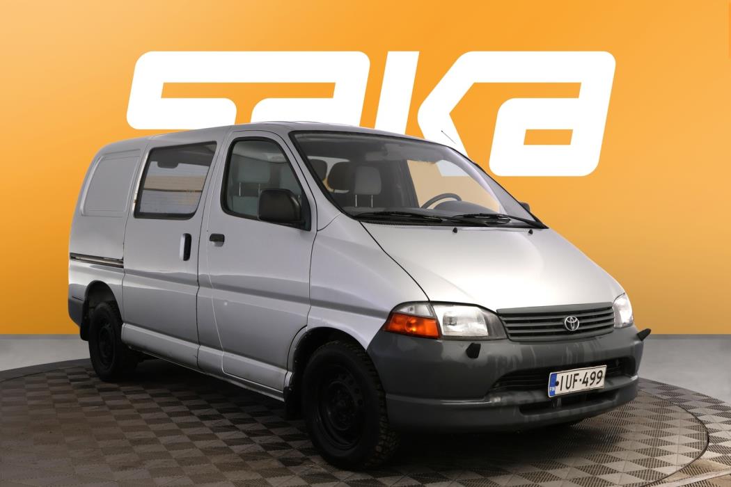 TOYOTA Hiace 2002