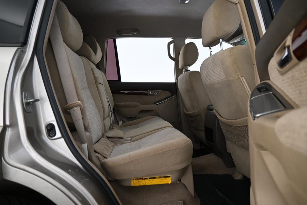 TOYOTA Land Cruiser 2003