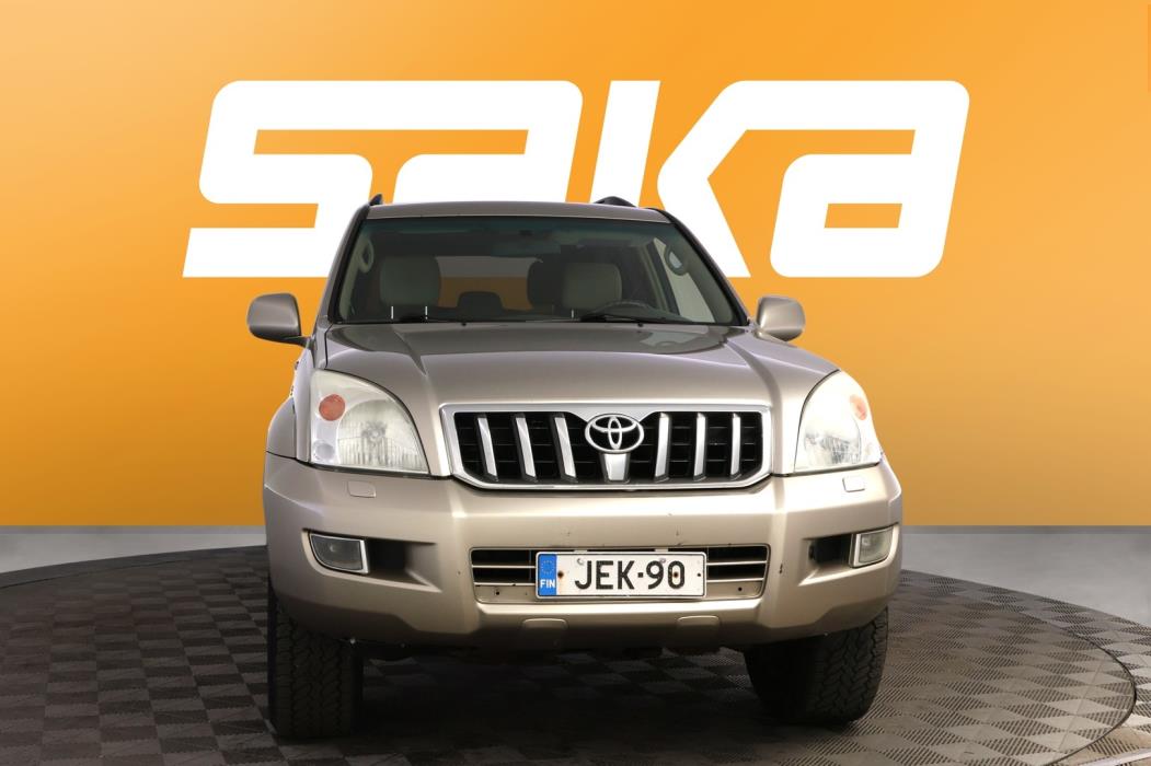 TOYOTA Land Cruiser 2003