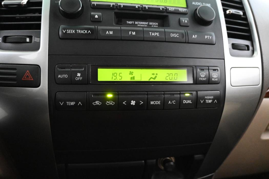 TOYOTA Land Cruiser 2003