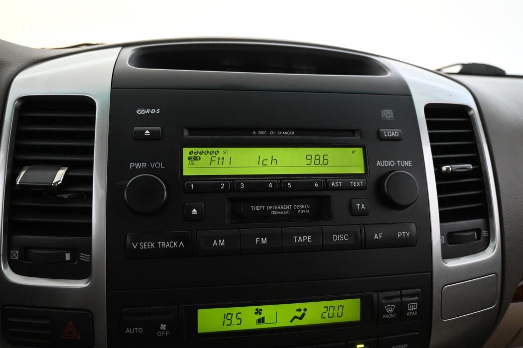 TOYOTA Land Cruiser 2003