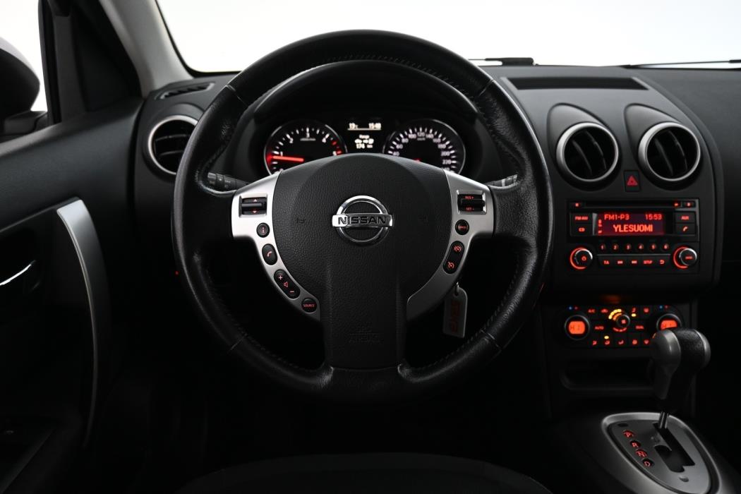 NISSAN Qashqai 2011